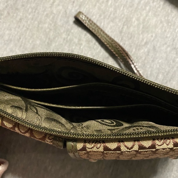 BRIGHTON wristlet wallet with lots of storage - Picture 2 of 4